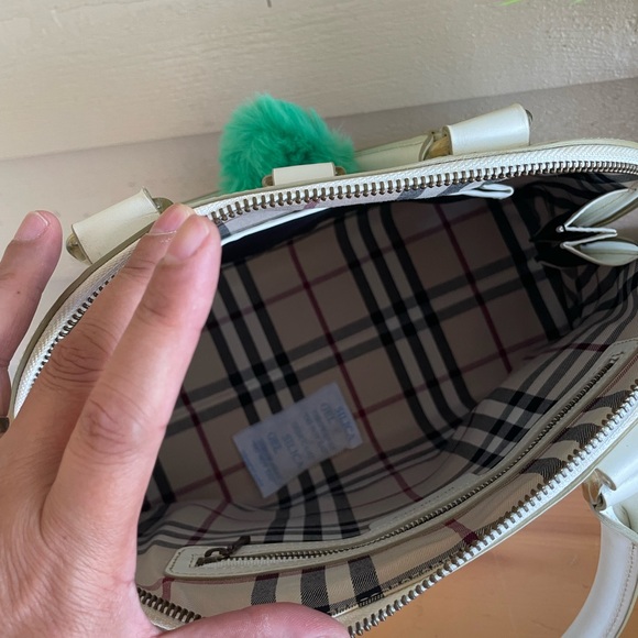 Authentic Burberry tote bag💛💛💛 - Picture 10 of 15